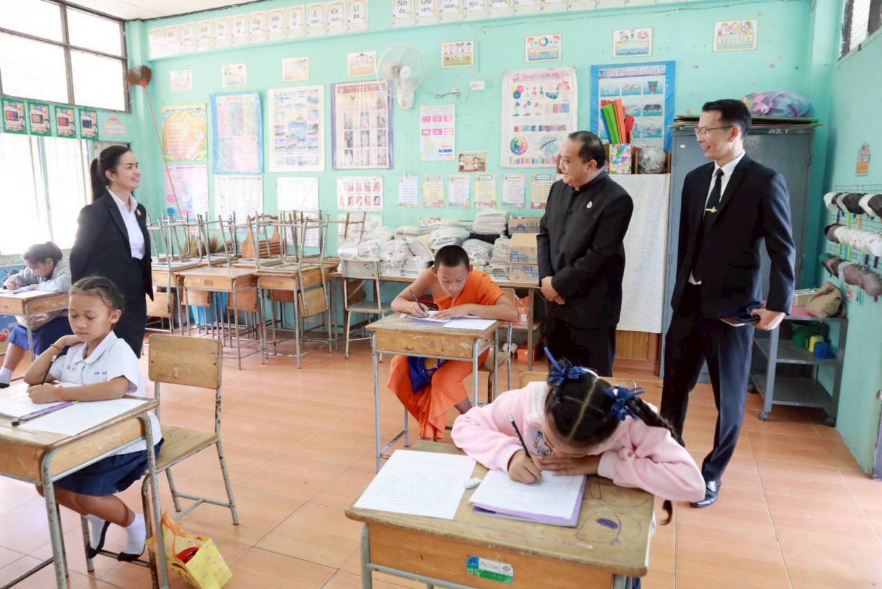 เปิดการแข่งขันศิลปหัตกรรมนักเรียน ครั้งที่ 73 2.12.68.5