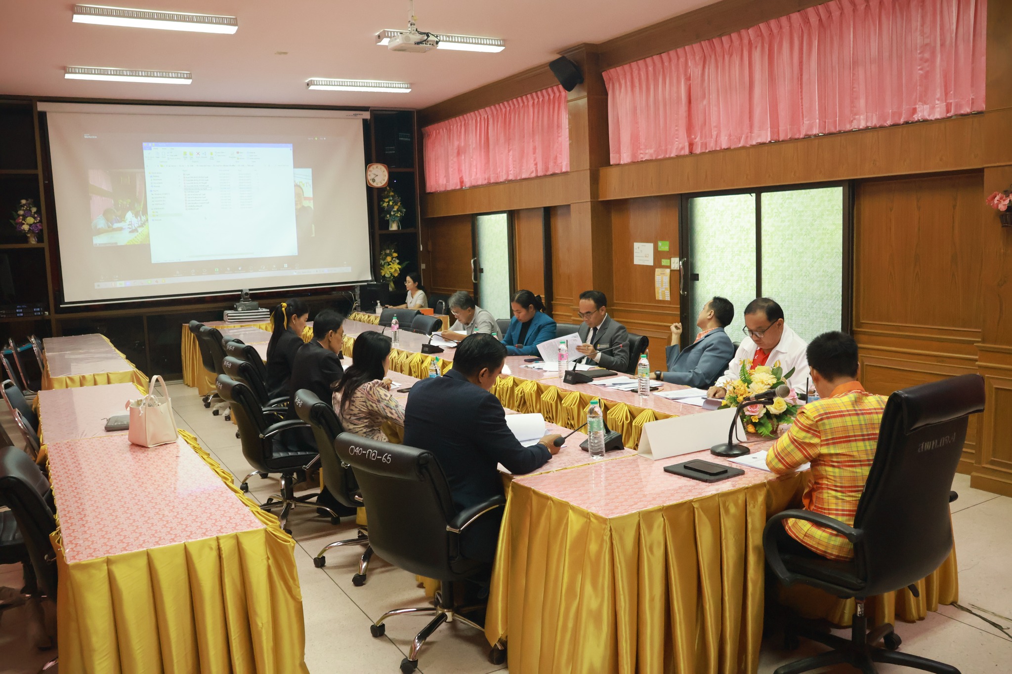 กรรมการพื้นที่นวัตกรรม 6