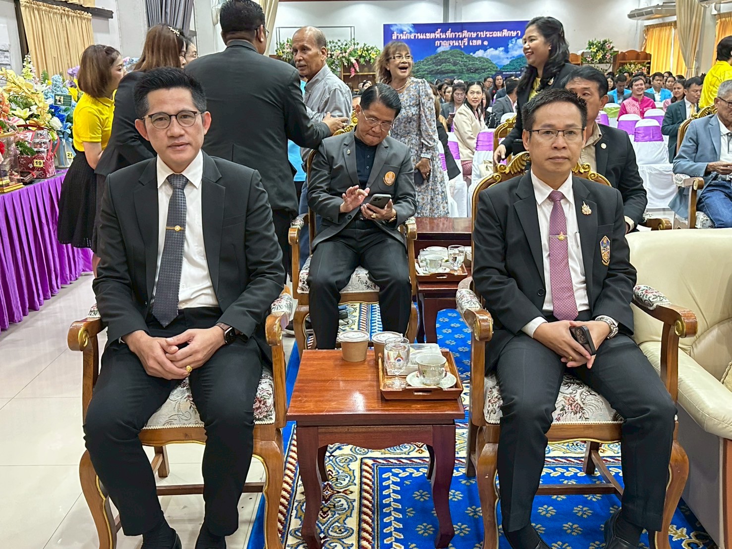 ต้อนรับดร ชัยนนท์ 3