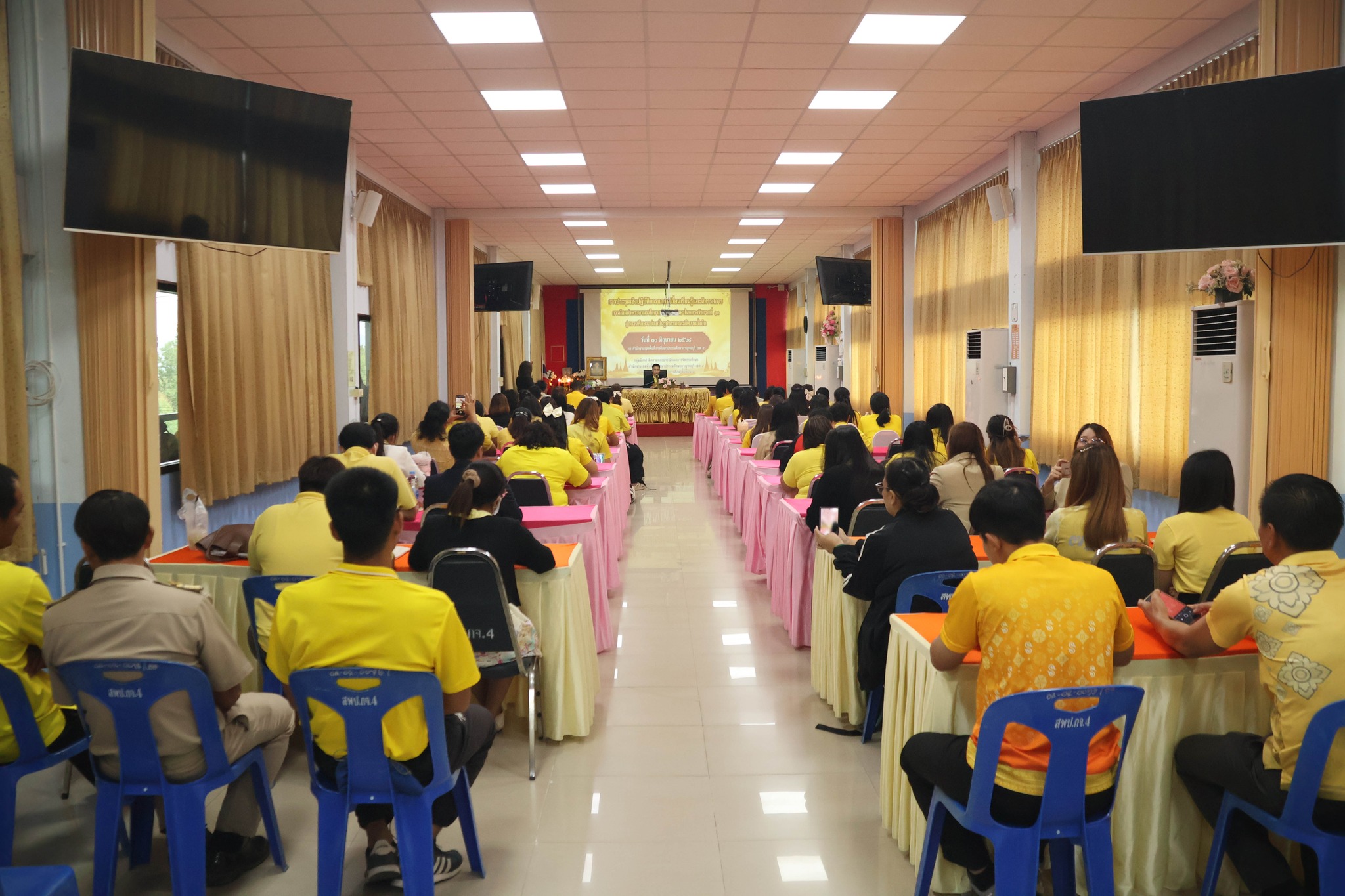 นิทรรศการ การน้อมนำพระบรมราโชบาย 300668 5