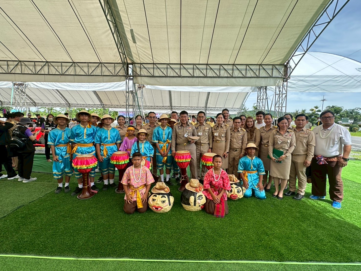 รับนายก 100668 3