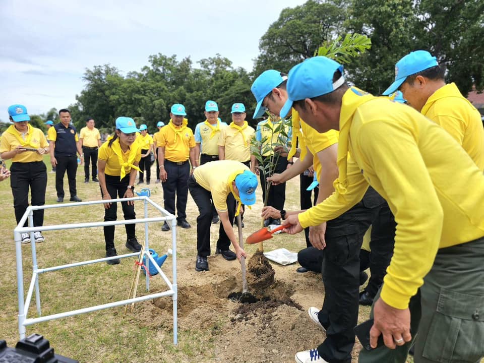 ร่วมกิจกรรมจิตอาสาปรับปรุงภูมิทัศน์ 12.8.6.5