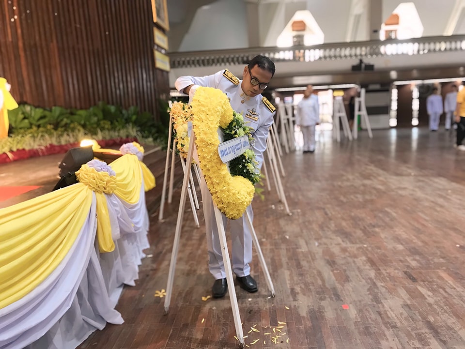 วมพิธีสวดพระพุทธมนต์และทำบุญตักบาตรถวายพระราชกุศล 13.10.67.6