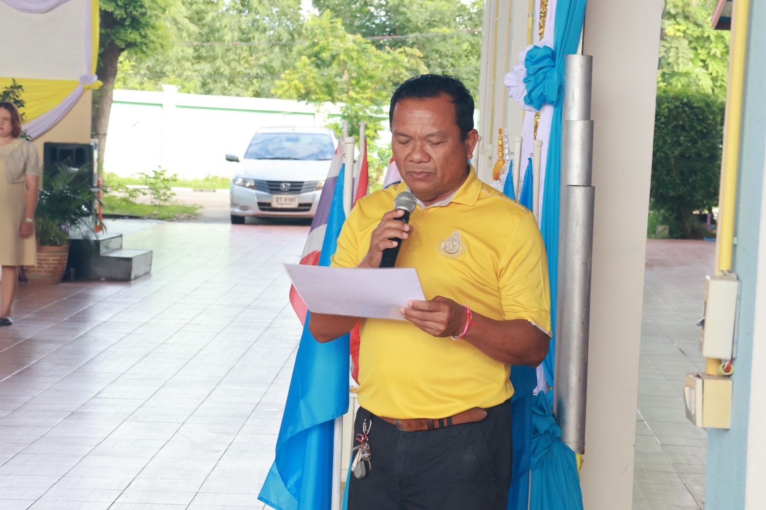 เข้าแถว 010968 3