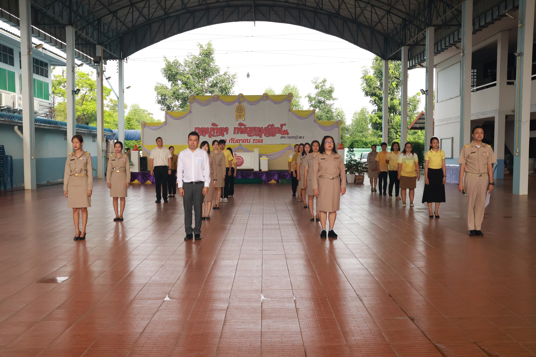 เข้าแถว 220968 1