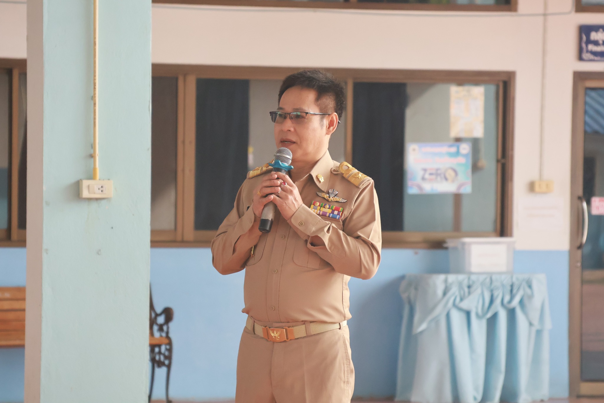 เข้าแถว 290968 2