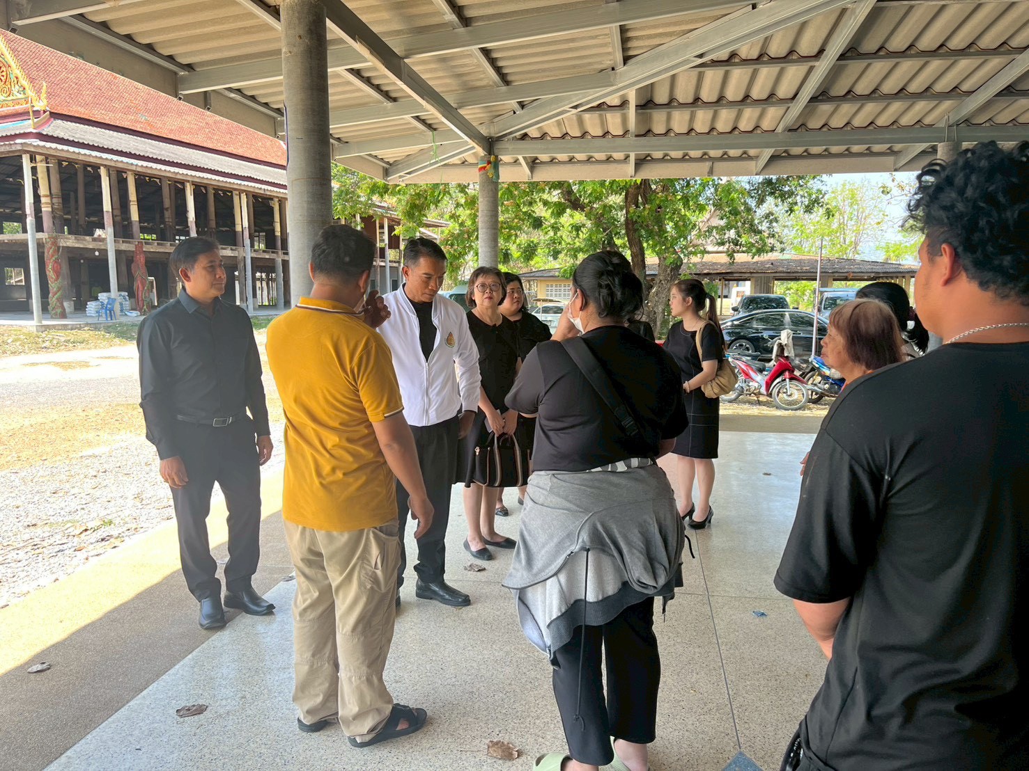 LINE ALBUM 11369 260311 11 0