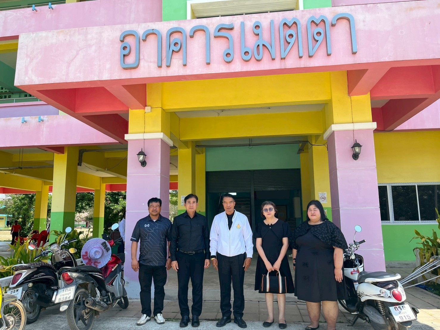 LINE ALBUM 11369 260311 2 0