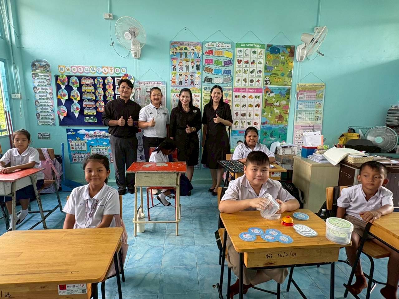 LINE ALBUM 1832026 260318 17 0