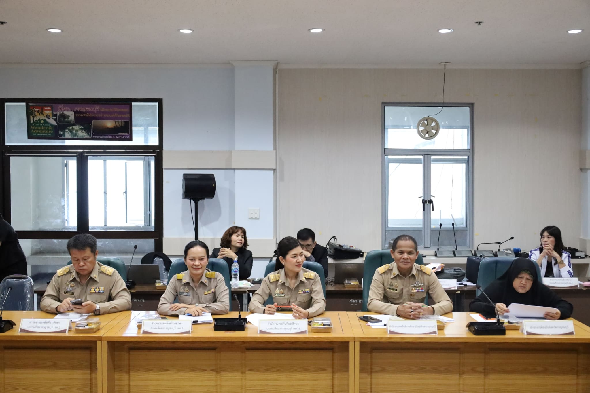 LINE ALBUM ประชุมคณะทำงานพิจารณาผลการประกวดฯ ป.ป3